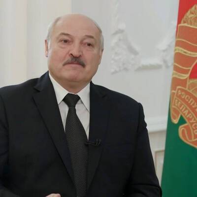 Лукашенко прибыл в лагерь беженцев в Брузгах