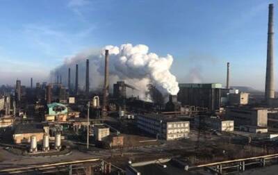 В Авдеевке потушили пожар на территории коксохимического завода