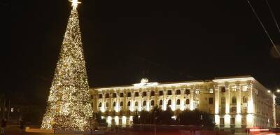Симферопольские власти решили потратить еще 25 млн рублей на новогодние украшения