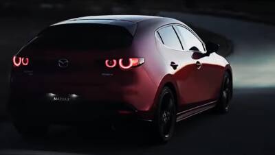 Mazda3 2022 года обретет функции, которых нет у конкурентов: появились фото новинки