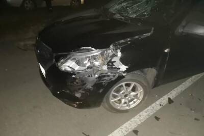 В Лисках Воронежской области водитель сбил пешехода, а затем врезался в Ауди, ехавшую по встречке