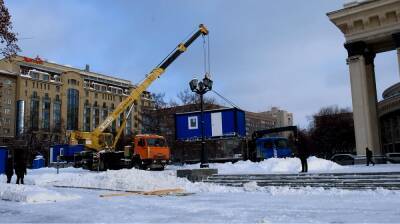 Площадку для главного катка начали готовить в Новосибирске