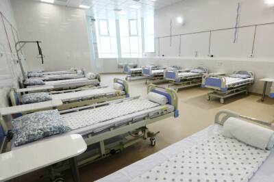 В больницы Петербурга за сутки доставили 380 коронавирусных больных