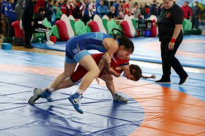 Ростовчанка взяла золото на Всероссийских соревнованиях по вольной борьбе