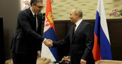 Кремль: Путин принял приглашение Вучича посетить Сербию