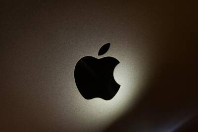 Apple будет предупреждать пользователей об опасности атаки хакеров