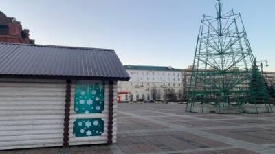 На площади Ленина в Пензе появился домик Деда Мороза