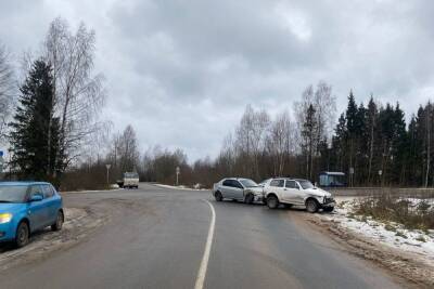 В Тверской области молодой пассажир получил перелом в ДТП