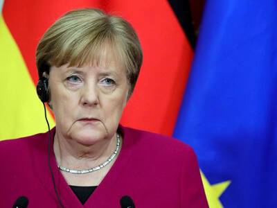 Меркель уйдет с поста под песню «Для меня должен пойти дождь из красных роз» (видео)