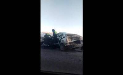В Тюмени на объездной дороге столкнулись три легковушки и КамАЗ