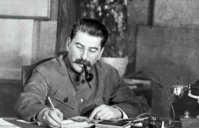 «Завещание Сталина»: тайна исчезновения секретной тетради «вождя народов» - Русская семерка