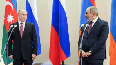 Пашинян на встрече с Путиным отметил роль России в стабилизации ситуации в Нагорном Карабахе