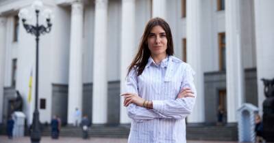 "Слуга" Мезенцева объяснила, почему сказала "катастрофа" после вопроса о пресс-марафоне Зеленского