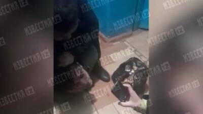 В Астрахани задержали подозреваемых в избиении девушек посетителей кафе