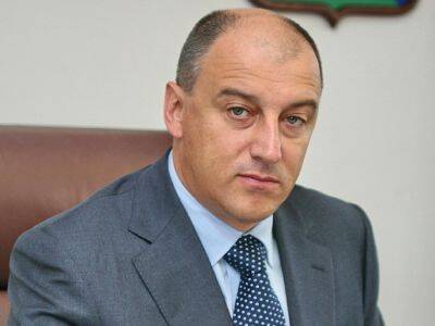 Бывшего депутата Госдумы заочно арестовали и объявили в розыск по делу об отмывании денег