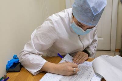 В Омске назвали сумму максимальной зарплаты старшей медсестры