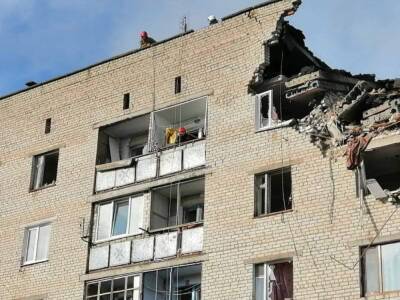 На Николаевщине взрывом разрушена часть пятиэтажки: фото