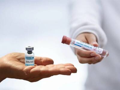 Ученые назвали самые эффективные вакцины от коронавируса