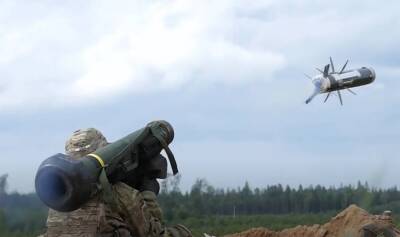 Американская пресса: В администрации Байдена предлагают свернуть программу военной помощи Украине, чтобы не провоцировать Россию