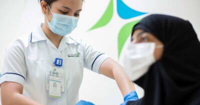 90% жителей ОАЭ получили обе дозы вакцины от COVID-19
