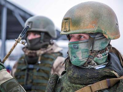 В НАТО обвинили Россию в стягивании тысяч солдат к границе с Украиной