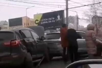 «Мама в шоке»: 17-летний подросток угнал BMW и разбил пять машин в Челябинске