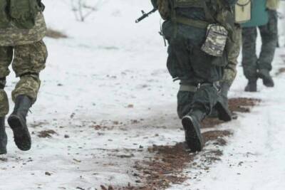Пять бойцов ВСУ сбежали с позиций в районе Золотого