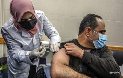 ОАЭ полностью вакцинировали население страны