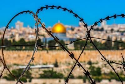 Израиль на две недели закрывает границы из-за омикрон-штамма
