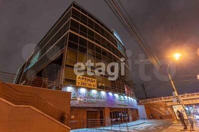 В Новосибирске БЦ "Кристалл" выставили на продажу за 750 млн рублей