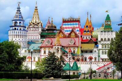 Историческое наследие: дворцы Москвы и Подмосковья