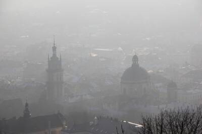 Первый уровень опасности объявлен в Украине: синоптики сделали срочное предупреждение из-за тумана