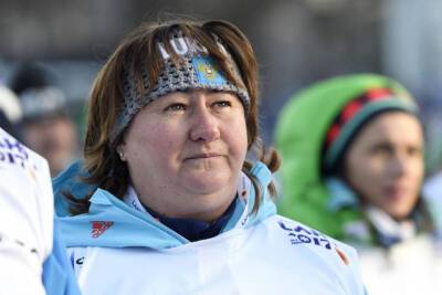 Вяльбе уволила аналитика сборной России по лыжным гонкам