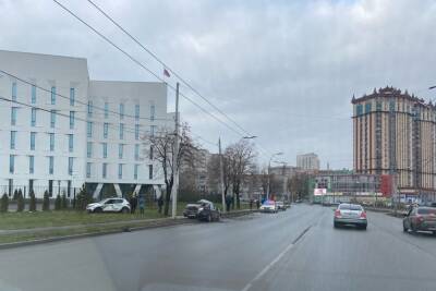 В ДТП у здания областного суда в Рязани пострадали три человека