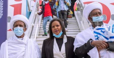 Правительство одобряет иммиграцию тысяч эфиопов