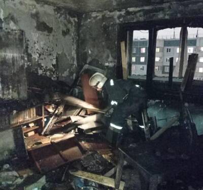 В Новосибирске 2 человека погибли при пожаре в квартире
