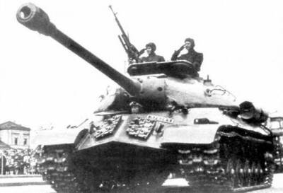 Танк «ИС-3»: почему советский символ Победы не воевал в Великую Отечественную - Русская семерка