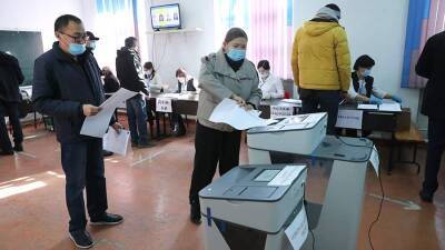 Барьер для прохождения в парламент Киргизии преодолели 6 партий
