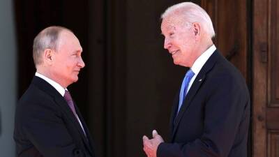 В Кремле выразили надежду, что встреча Путина и Байдена пройдет в этом году