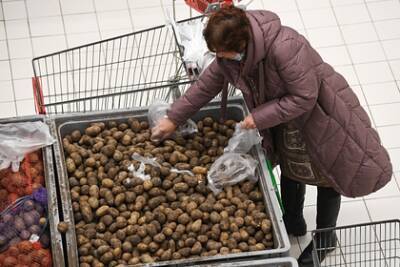 В Роскачестве предупредили об опасности поедания сырого неочищенного картофеля - lenta.ru