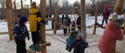 В Иркутске на заливе Якоби появился современный детский игровой комплекс