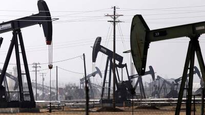 Трамп заявил о шансе США опередить Россию и Саудовскую Аравию в добыче нефти