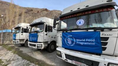 Из Таджикистана в Афганистан отправились первые семь грузовиков гуманитарной помощи