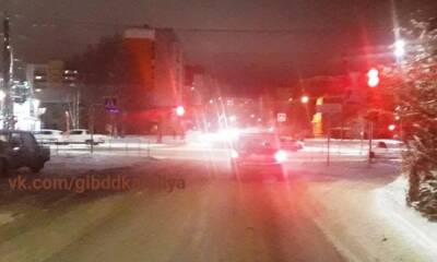 В Петрозаводске сбили мужчину, переходившего дорогу на «красный»
