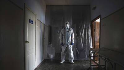 На Украине выявили 5804 случая коронавируса за сутки