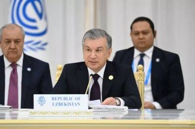 Мирзиёев предложил открыть в Ташкенте Центр инвестиций и торговли стран ОЭС