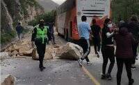 Сильное землетрясение в Перу повредило здания и заблокировало дороги