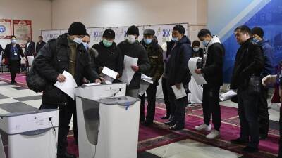 Пять киргизских партий не признают итоги парламентских выборов