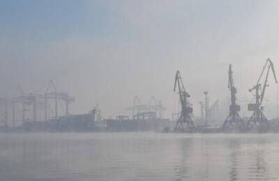 В трех портах ограничили грузовые операции с зерном - agroportal.ua - Украина - Херсон - Бердянск - Мариуполь - Черноморск - Ампу