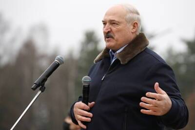 Лукашенко приказал армии подготовить план на случай агрессии НАТО